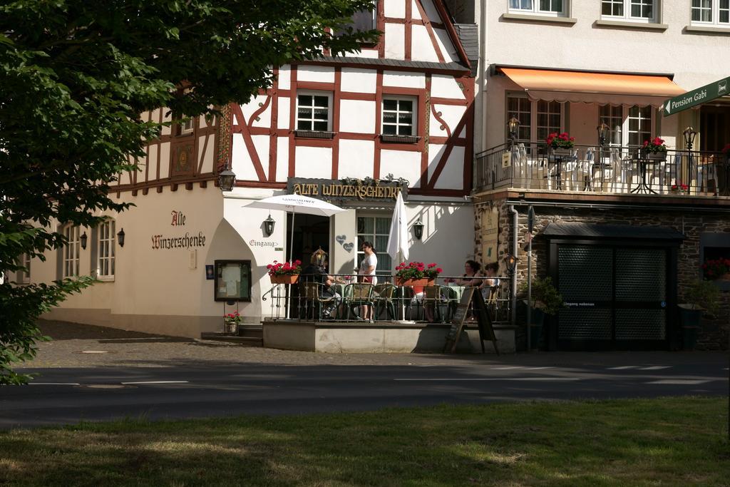 Hotel Alte Winzerschenke Bruttig-Fankel Esterno foto